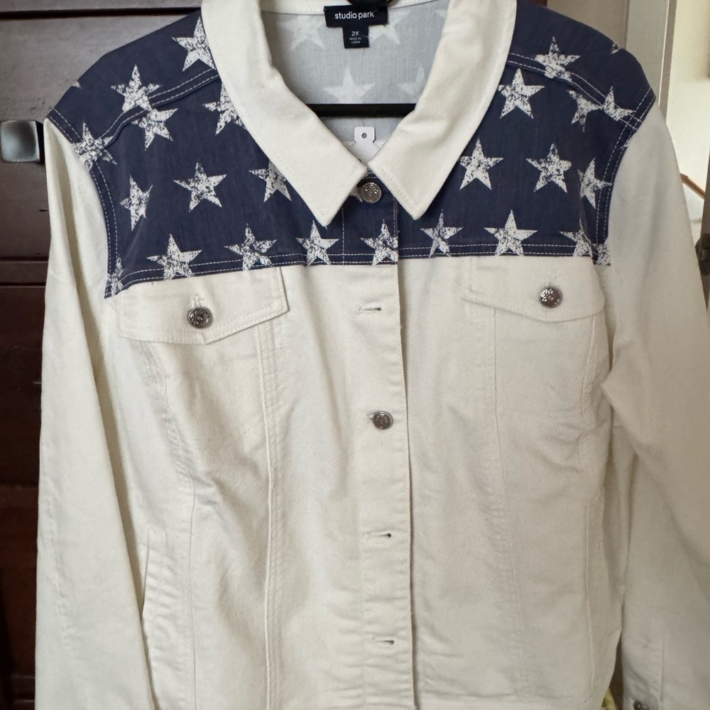 Studio Women's Jean Jacket with Cream and Blue Star Design